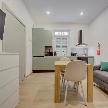 Warm & Cozy 1br In Bormla With Wifi, Ac & Great Location