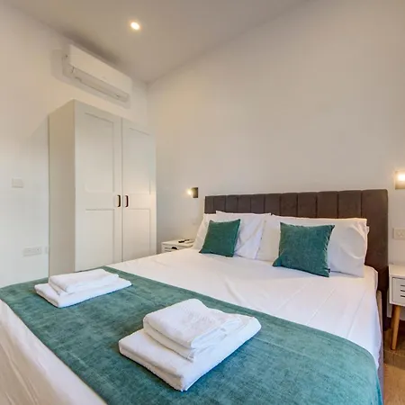 Appartement Warm & Cozy 1br In Bormla With Wifi, Ac & Great Location