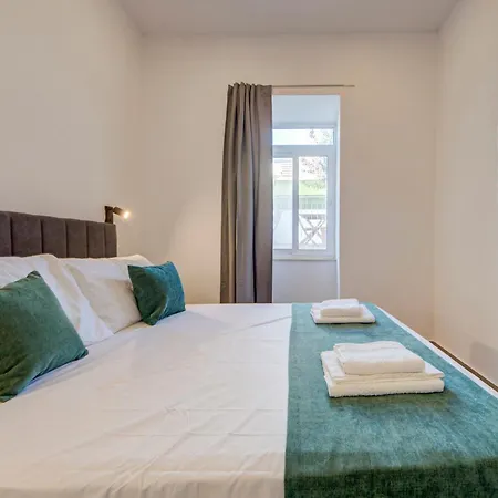 Appartement Warm & Cozy 1br In Bormla With Wifi, Ac & Great Location