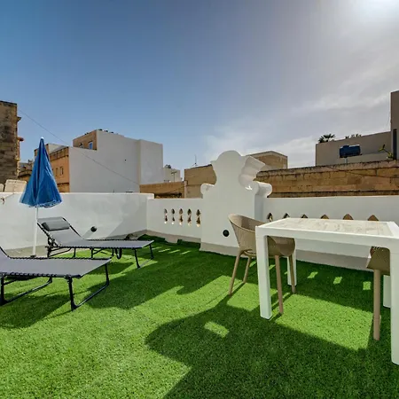 Appartement Warm & Cozy 1br In Bormla With Wifi, Ac & Great Location *